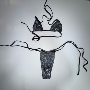 ✨ Black Holographic Snake-Skin Micro Bikini – Size L (Adjustable, Fits S–L)